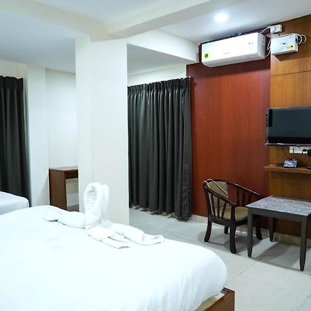 Atlaantic Inn Bangalore Exteriör bild